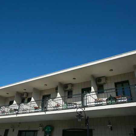 Hotel Бишелье Экстерьер фото