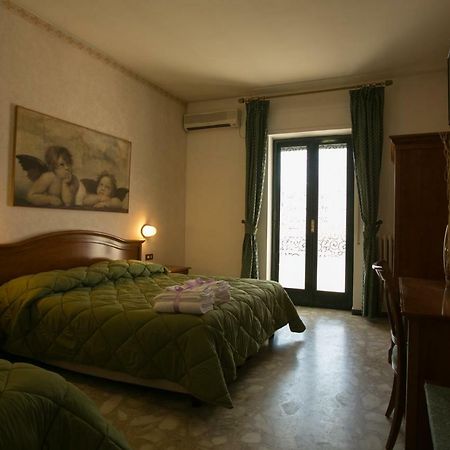 Hotel Бишелье Экстерьер фото