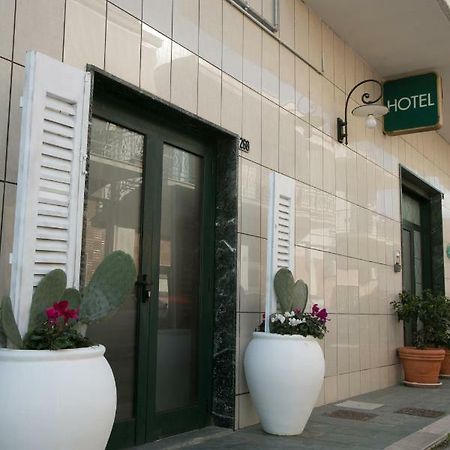 Hotel Бишелье Экстерьер фото
