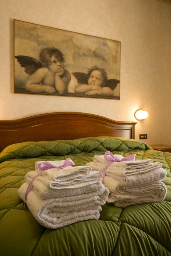 Hotel Бишелье Экстерьер фото