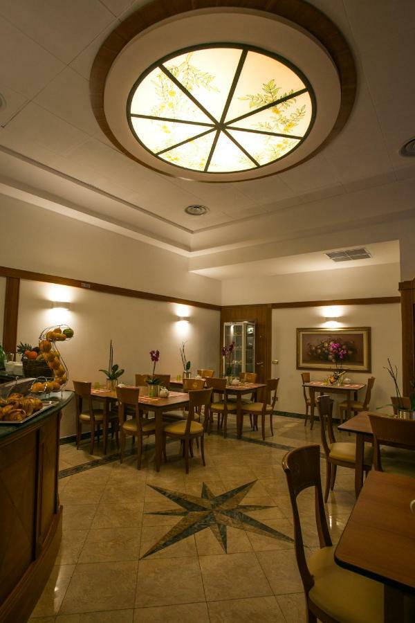 Hotel Бишелье Экстерьер фото